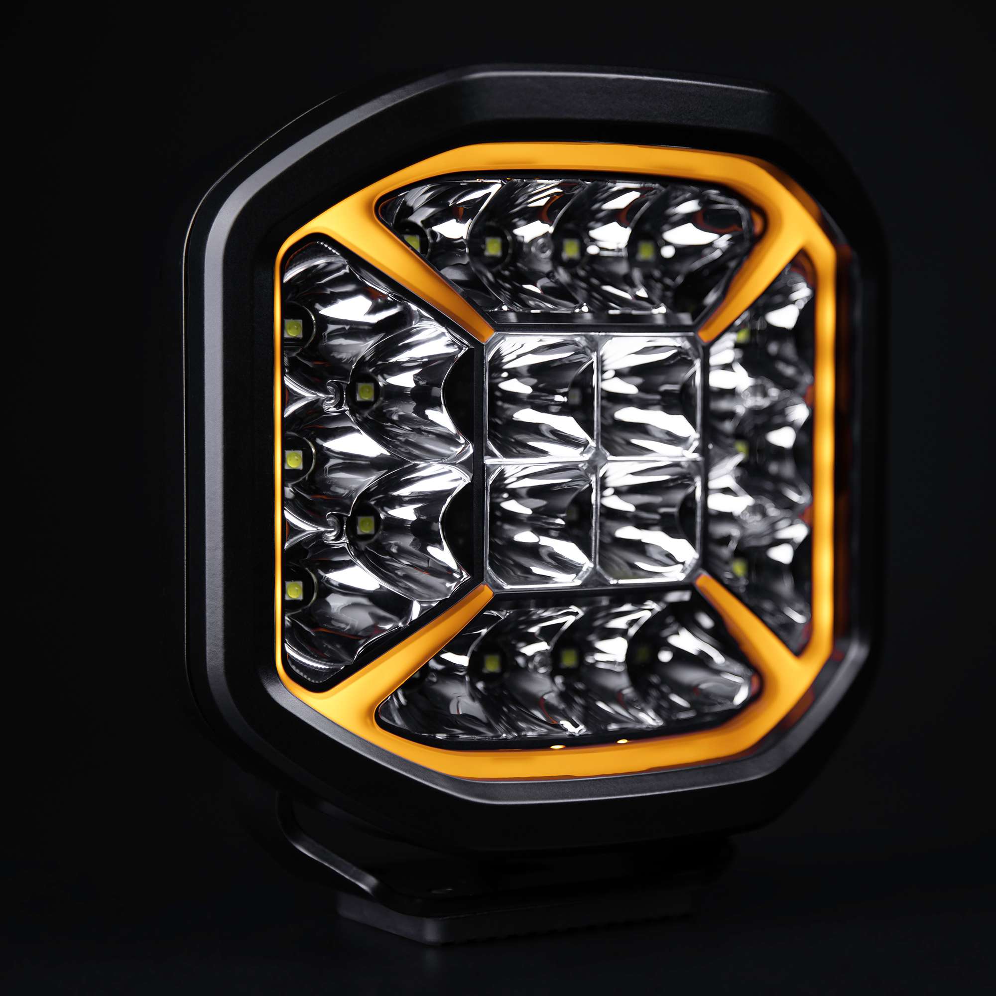 Strands SIBERIA X DRIVING LIGHT 7″