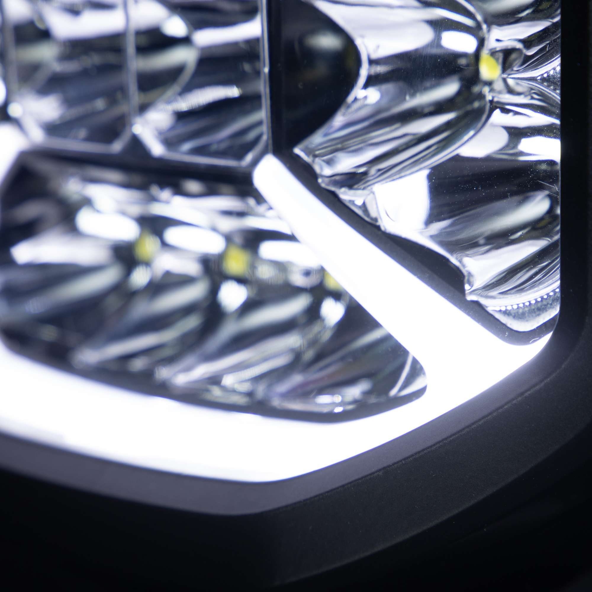 Strands SIBERIA X DRIVING LIGHT 7″