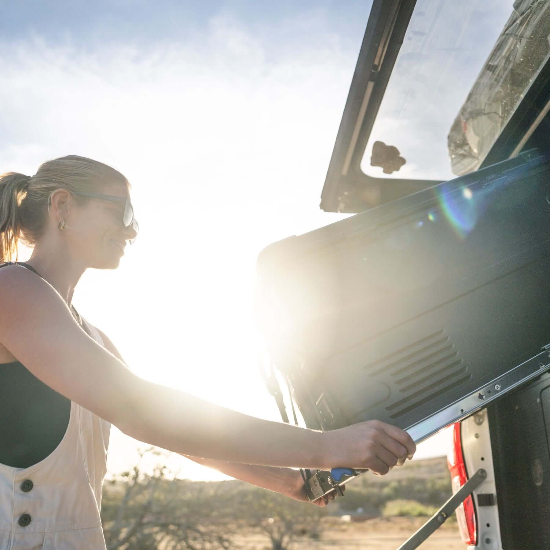 Kühlbox Auszug kippbar 796x574mm Aluminium