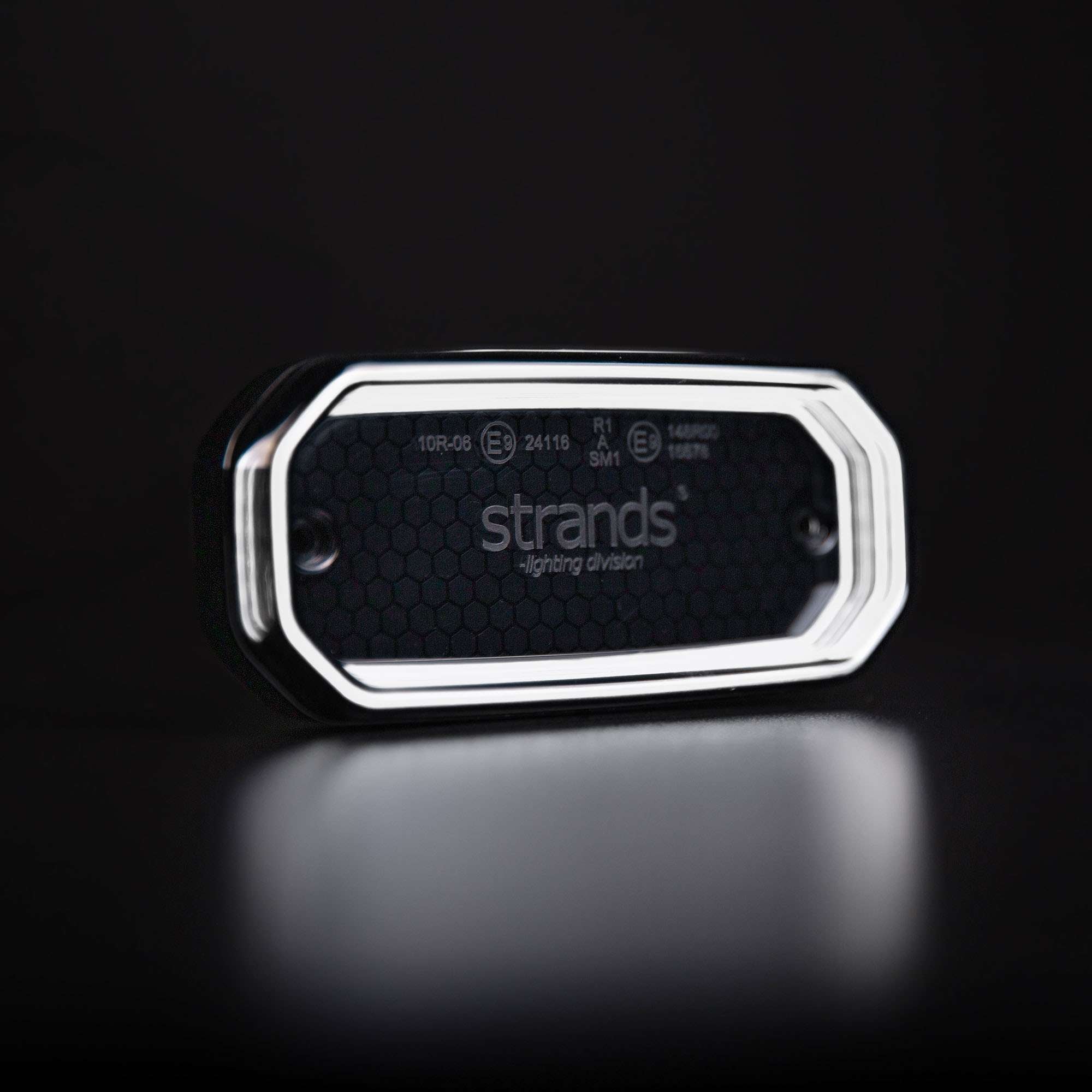 Strands FOR9T Scale Front Position Light