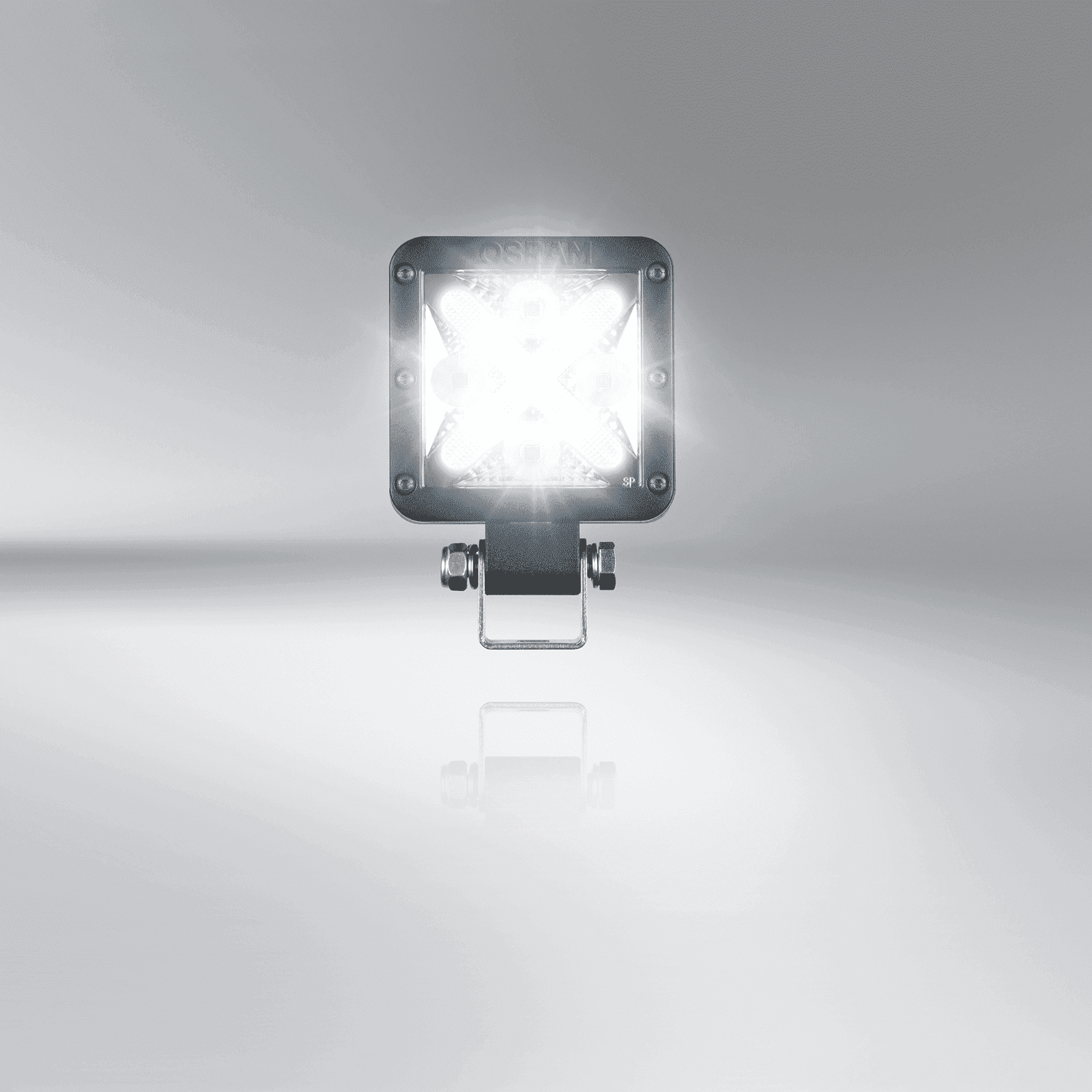 OSRAM LEDriving® Cube-X Wide & Accent with daytime running lights X SHAPE work lights reversing lights